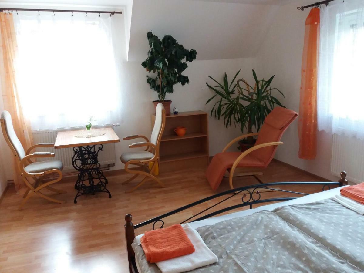 Apartmany F-M Frydek-Mistek Exterior photo