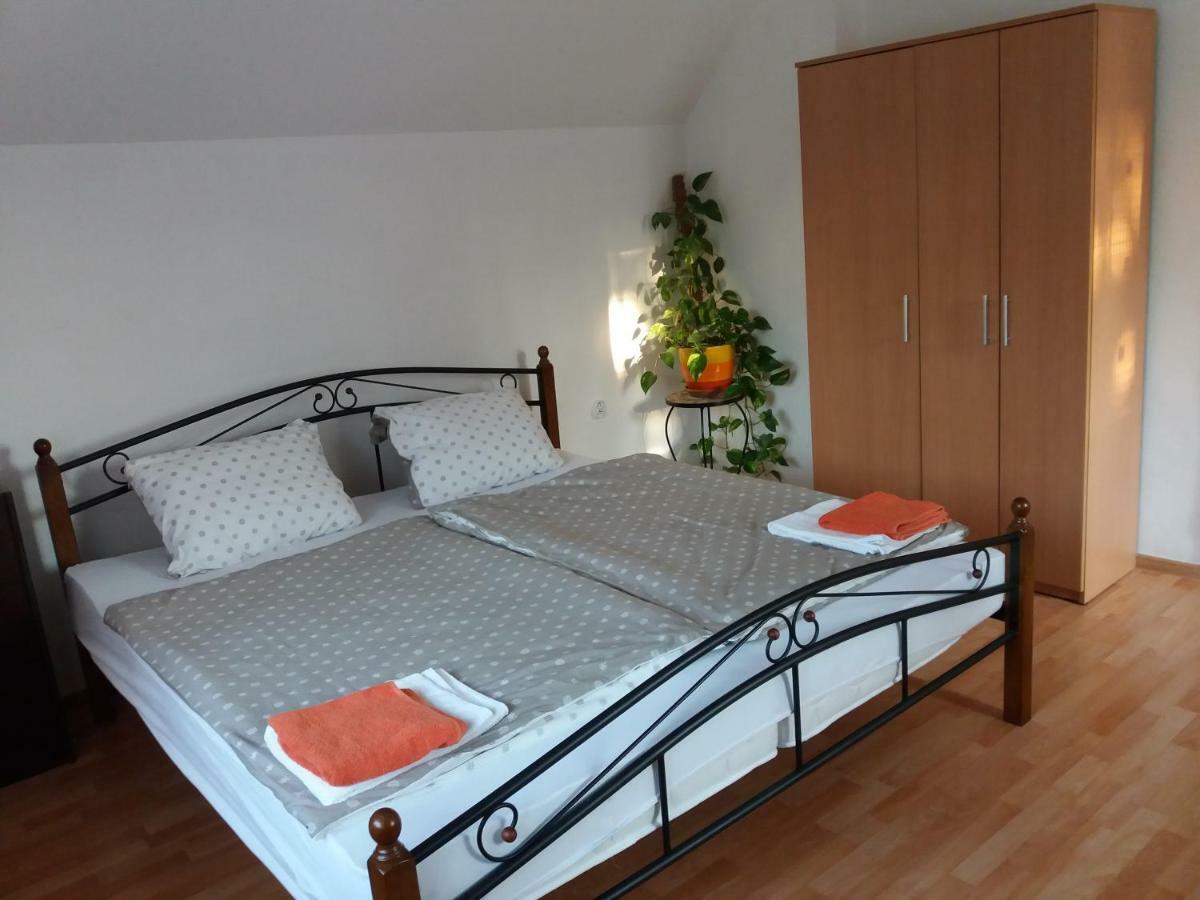Apartmany F-M Frydek-Mistek Exterior photo